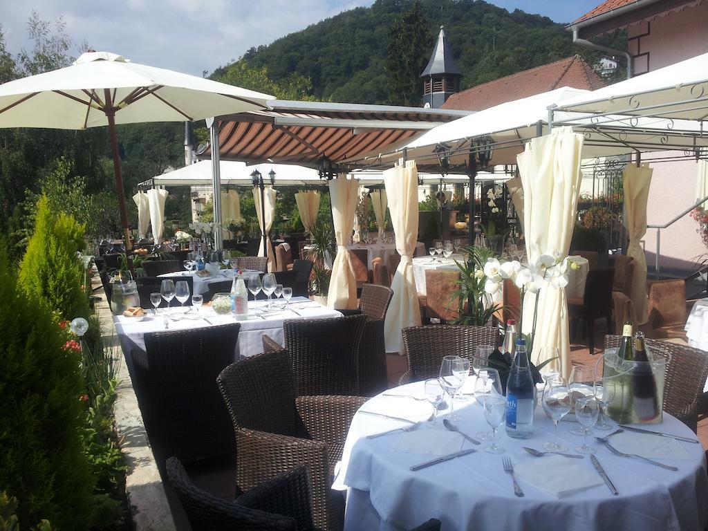 Hotel Restaurant Des Vosges Klingenthal Exterior foto